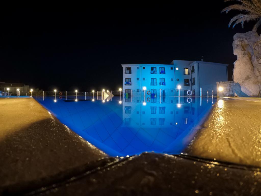 Hotel Brancamaria Cala Gonone Exterior foto